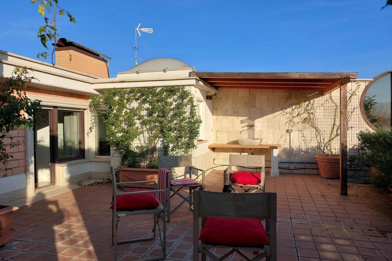 Beautiful Loft In Ponte Milvio With Terrace Leilighet Roma Eksteriør bilde
