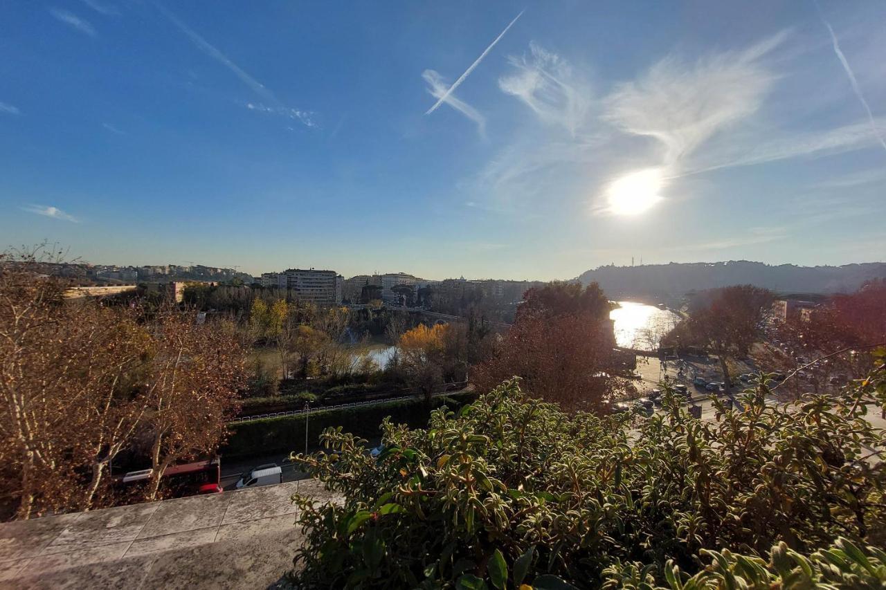 Beautiful Loft In Ponte Milvio With Terrace Leilighet Roma Eksteriør bilde