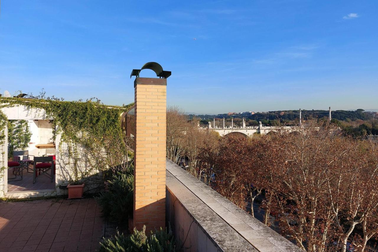 Beautiful Loft In Ponte Milvio With Terrace Leilighet Roma Eksteriør bilde